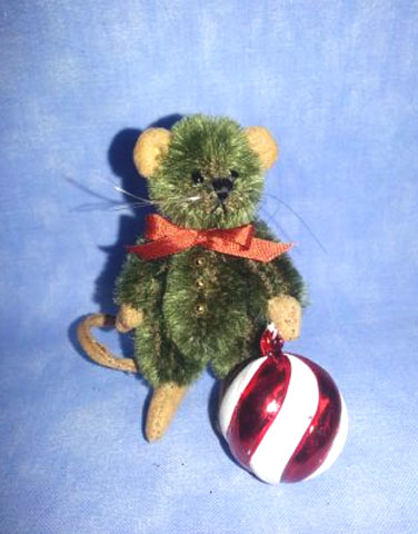 Deb Canahm Christmas Noble Mouse - Click Image to Close