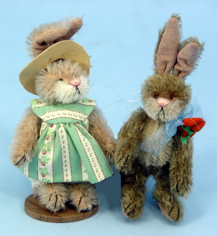 Deb Canham Bunny Carrots & Flo - Click Image to Close