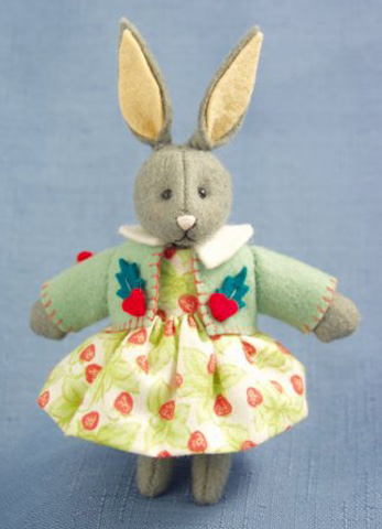 Deb Canham Felt Strawberry* - Click Image to Close