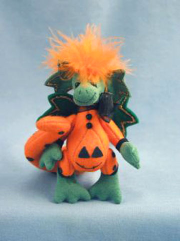 Deb Canham Halloween Dragon Pumpkin Patch - Click Image to Close