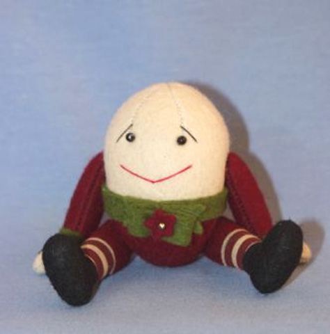 Deb Canham Christmas Humpty - Click Image to Close