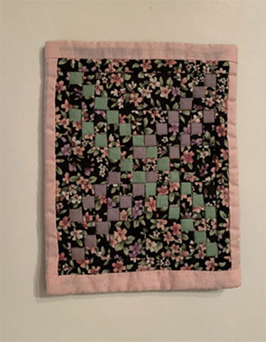 Quilt Flowers Pink - Click Image to Close