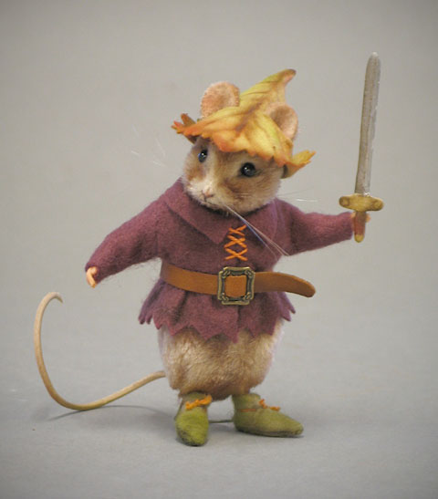 R. John Wright Tom Thumb™ Mouse - Click Image to Close