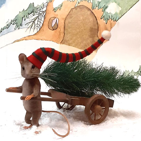 R. John Wright Winter Mouse - Click Image to Close